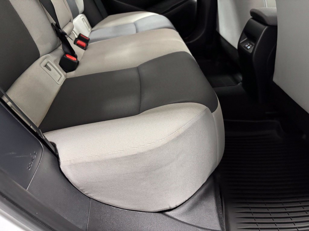 Used 2025 Toyota Corolla LE FWD image 50
