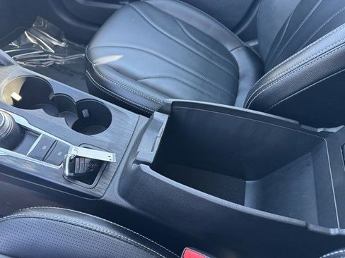 Certified 2025 Ford Escape Platinum w/ Premium Technology Package image 23