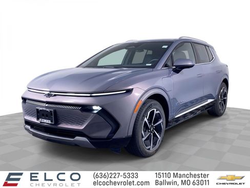 Certified 2024 Chevrolet Equinox EV LT FWD image 1