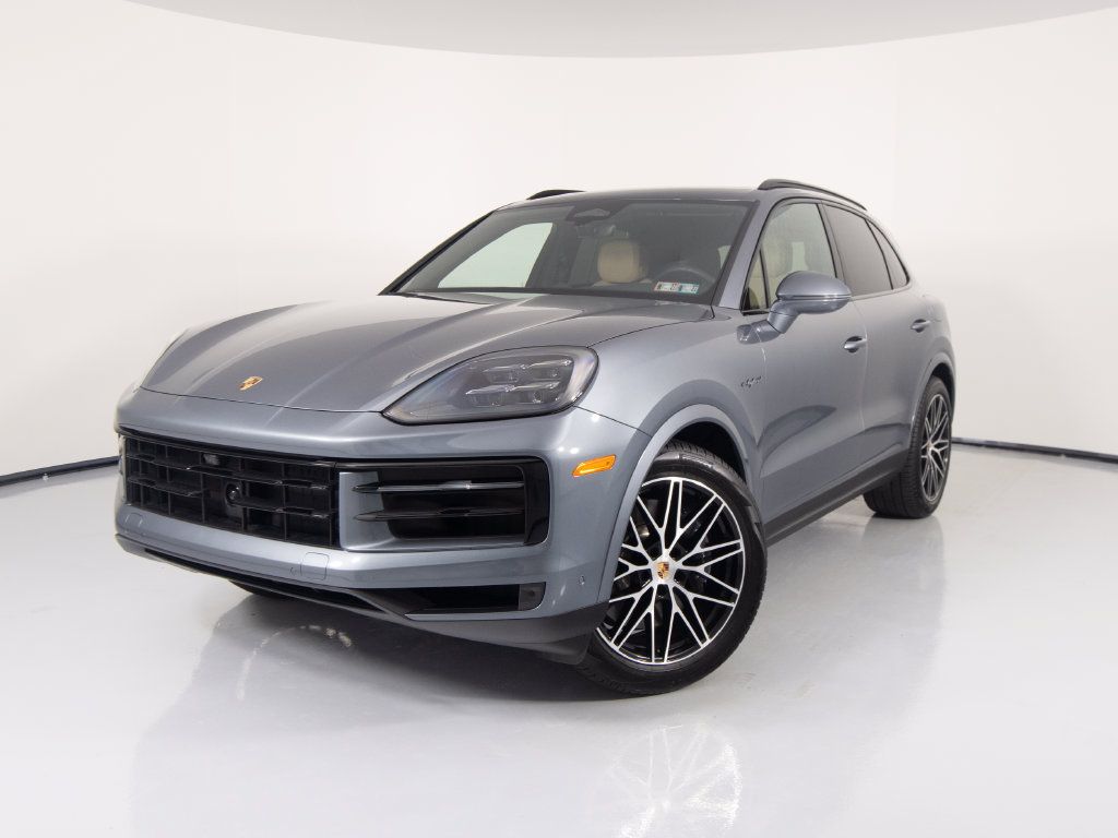 Certified 2026 Porsche Cayenne E-Hybrid AWD/4WD image 1