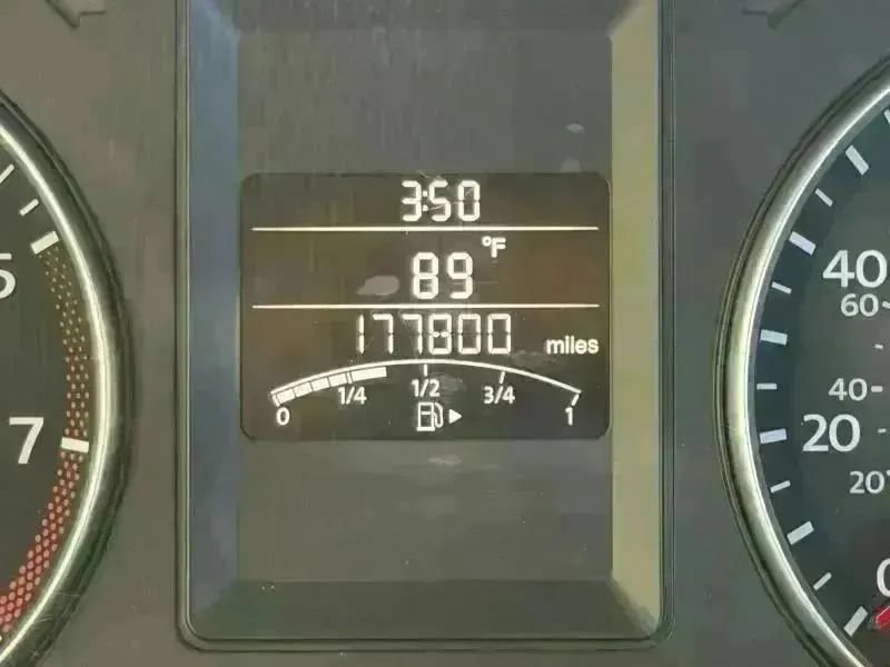 Used 2012 Volkswagen Jetta SE FWD image 37