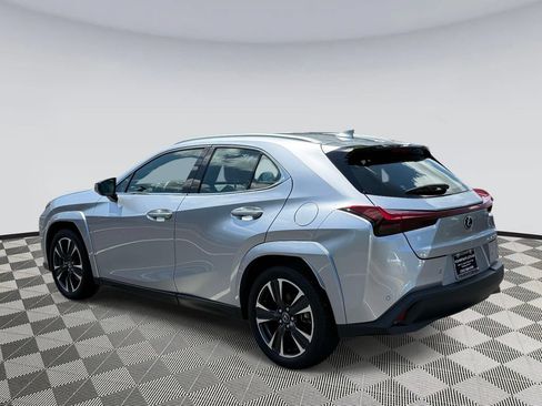 Used 2025 Lexus UX 300h AWD w/ Accessory Package (Z1) image 4