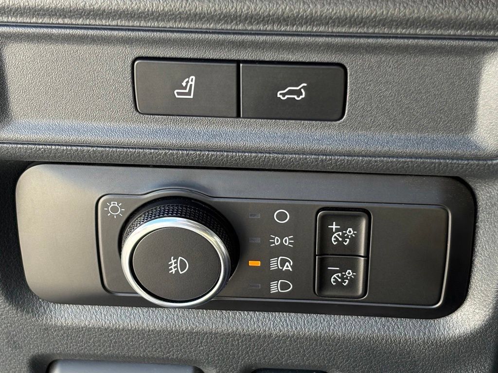 Used 2024 Ford Expedition Limited AWD/4WD image 20