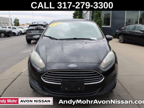 Used 2019 Ford Fiesta SE FWD image 2