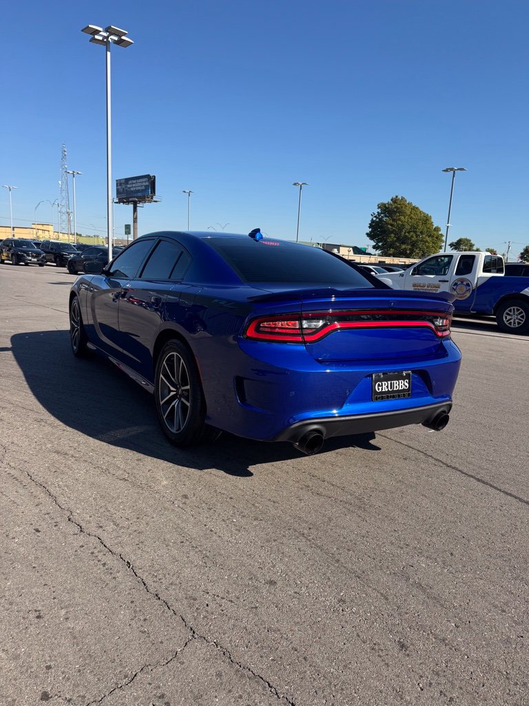 Used 2022 Dodge Charger R/T w/ Plus Group RWD image 3