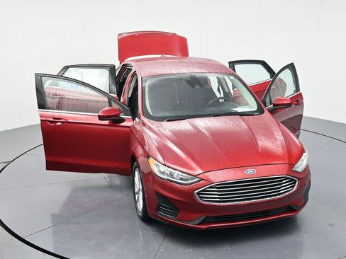 Used 2019 Ford Fusion SE FWD image 49
