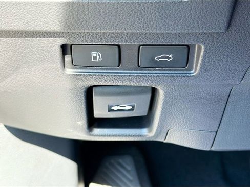 Used 2023 Lexus ES 350 w/ Premium Package image 35