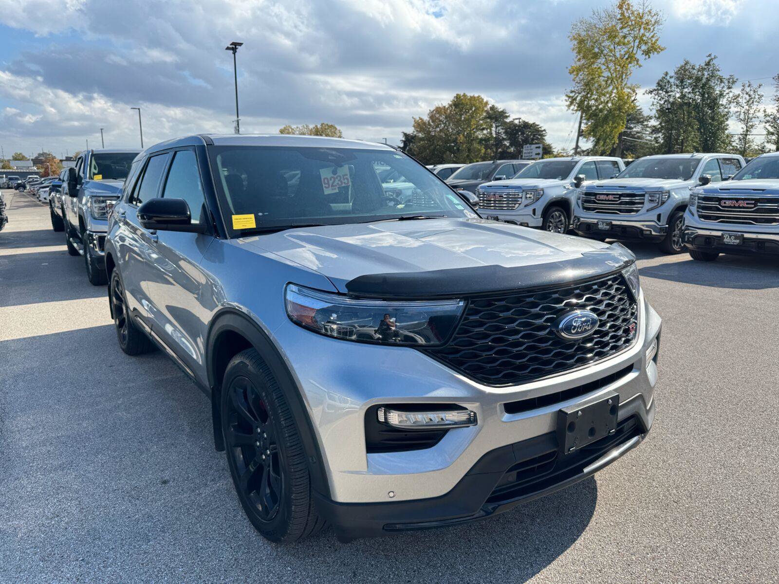 Used 2021 Ford Explorer ST w/ Equipment Group 401A AWD/4WD image 3
