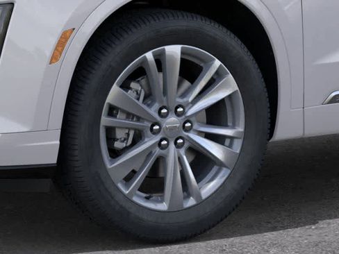 New 2025 Cadillac XT6 Premium Luxury w/ Technology Package image 9