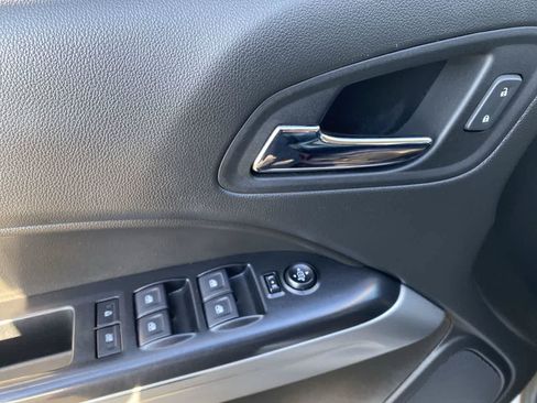 Used 2021 Chevrolet Colorado ZR2 AWD/4WD image 13