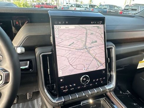 New 2026 GMC Yukon XL Denali w/ Denali Reserve Package image 14