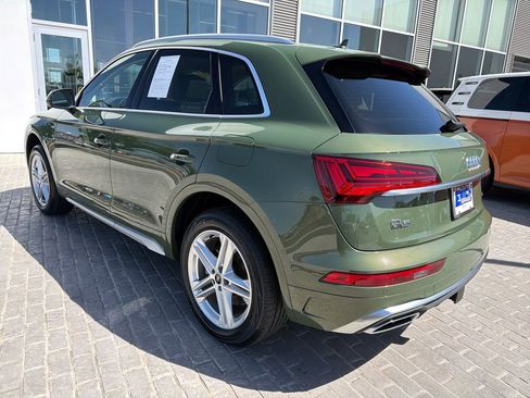 Used 2023 Audi Q5 e Premium Plus w/ Premium Plus Package AWD/4WD image 3
