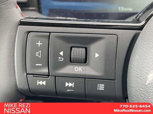 New 2026 Nissan Kicks SR w/ SR Premium Package FWD image 15