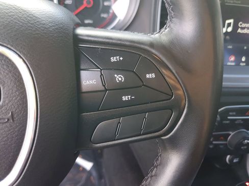 Used 2023 Dodge Charger GT image 25