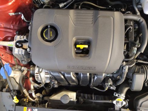 Used 2022 Kia Forte LXS w/ LXS Technology Package FWD image 30