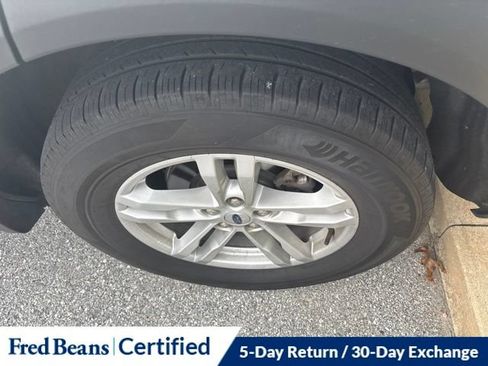 Certified 2023 Ford Explorer XLT w/ Equipment Group 202A AWD/4WD image 7