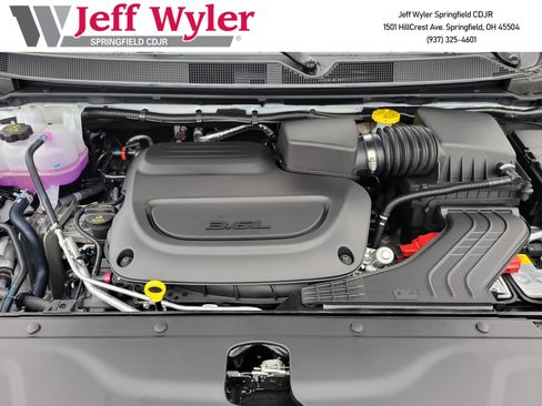 New 2026 Chrysler Pacifica Select image 17