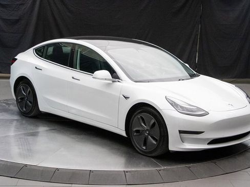 Used 2020 Tesla Model 3 Long Range image 2