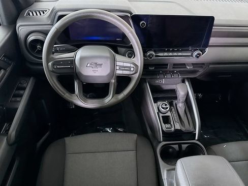 Used 2024 Chevrolet Colorado Trail Boss w/ Technology Package AWD/4WD image 3
