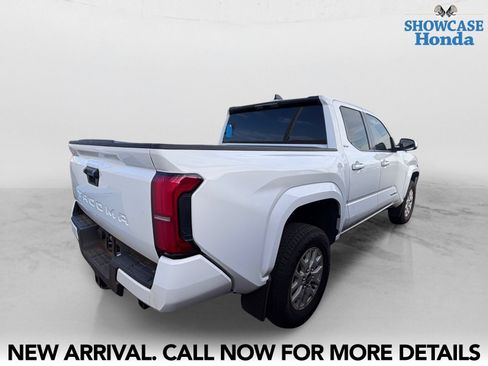 Used 2024 Toyota Tacoma SR5 RWD image 5