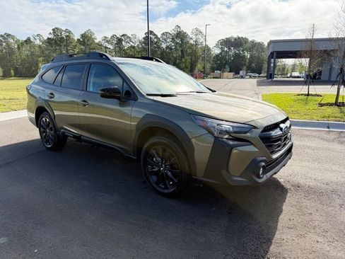 Used 2025 Subaru Outback Onyx Edition AWD/4WD image 5