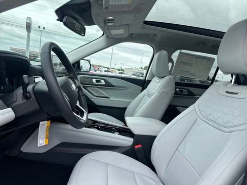 New 2026 Ford Explorer Platinum AWD/4WD image 34