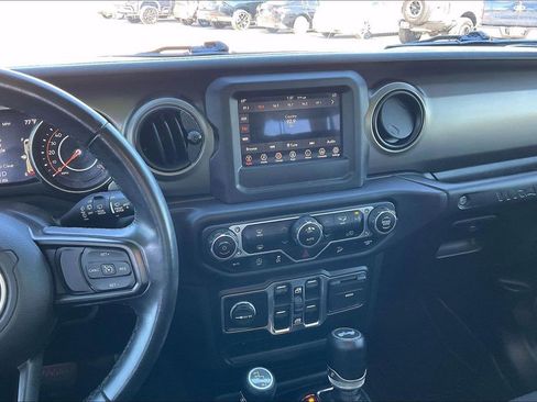 Used 2020 Jeep Wrangler Unlimited Sport S image 9