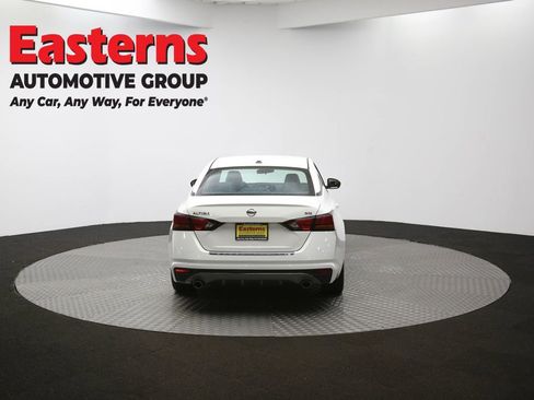 Used 2022 Nissan Altima 2.5 SR image 36
