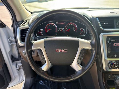 Used 2016 GMC Acadia SLT w/ Open Road Package FWD image 17
