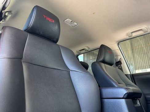Used 2019 Toyota 4Runner TRD Off-Road Premium AWD/4WD image 17