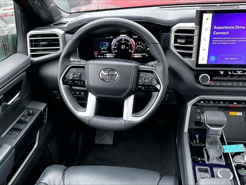 Certified 2024 Toyota Sequoia Platinum image 4