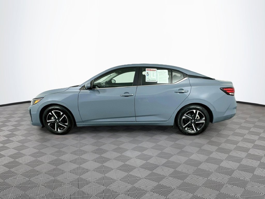 Used 2024 Nissan Sentra SV FWD image 6