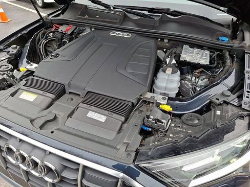 Used 2024 Audi Q7 2.0T Premium image 29