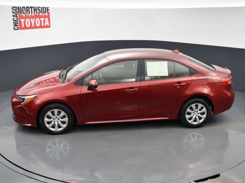 Used 2024 Toyota Corolla LE image 17