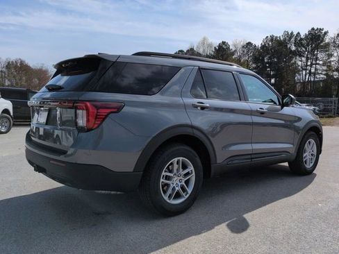 New 2026 Ford Explorer Active image 4