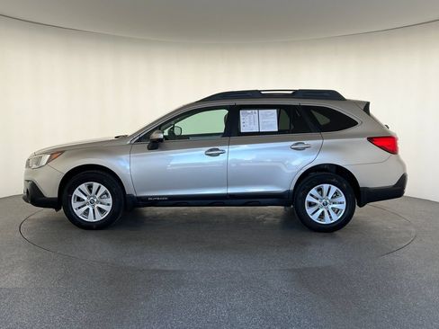 Used 2019 Subaru Outback 2.5i Premium AWD/4WD image 9