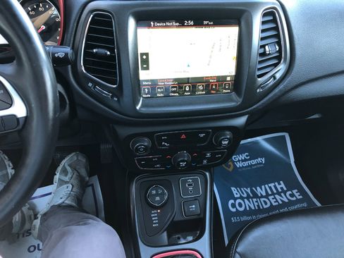 Used 2018 Jeep Compass Trailhawk w/ Leather Interior Group image 19