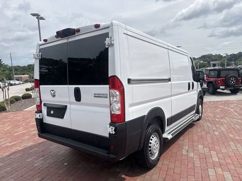 Used 2025 RAM ProMaster 2500 w/ U-Haul Equipment Group FWD image 36