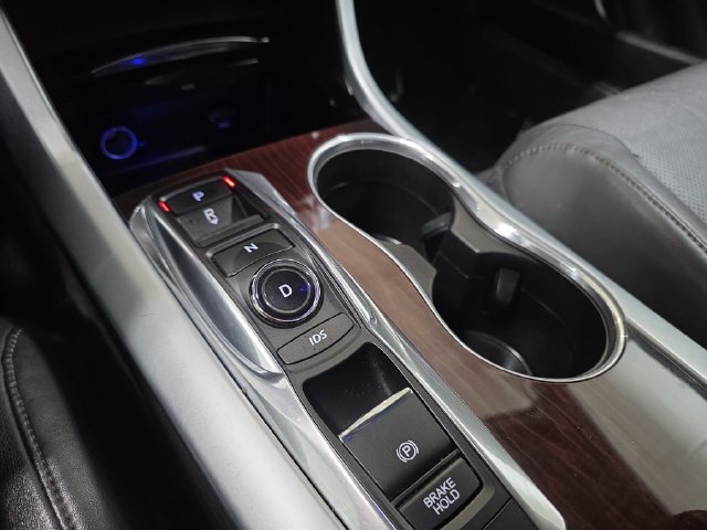 Used 2017 Acura TLX w/ Technology Package FWD image 24