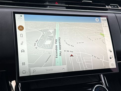 Used 2023 Land Rover Range Rover Sport SE Dynamic image 20