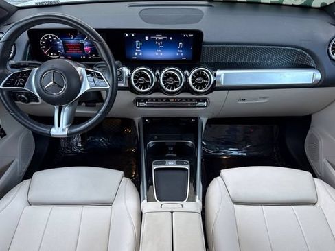 Used 2024 Mercedes-Benz GLB 250 image 15