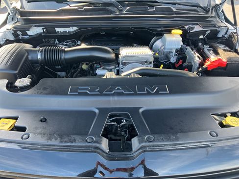 Used 2022 RAM 1500 Laramie image 36