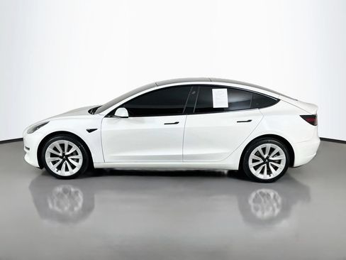 Used 2023 Tesla Model 3 Standard Range RWD image 4