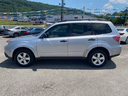 Used 2013 Subaru Forester 2.5X w/ Popular Pkg 1 AWD/4WD image 4