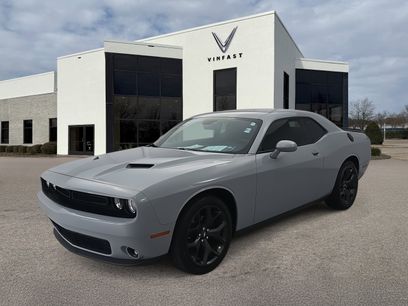 Used 2020 Dodge Challenger SXT w/ Driver Convenience Group