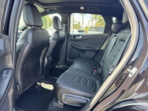 Used 2024 Ford Escape ST-Line Elite w/ Premium Technology Package image 27