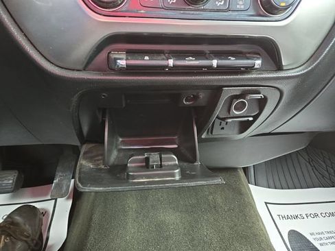 Used 2018 Chevrolet Silverado 1500 LT w/ All Star Edition AWD/4WD image 23