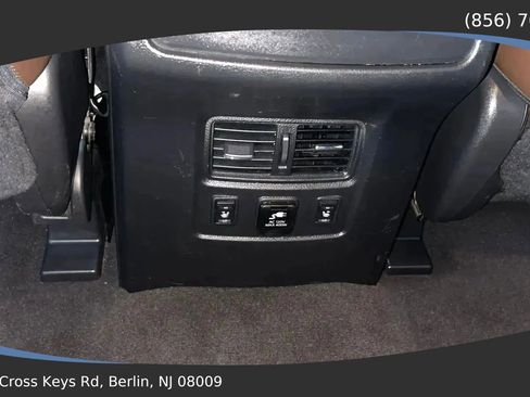 Used 2016 Nissan Titan Platinum Reserve image 41