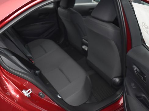 Used 2025 Toyota Corolla LE image 10