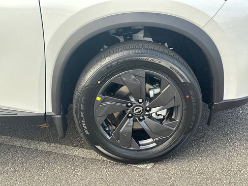 New 2026 Nissan Rogue SV image 12